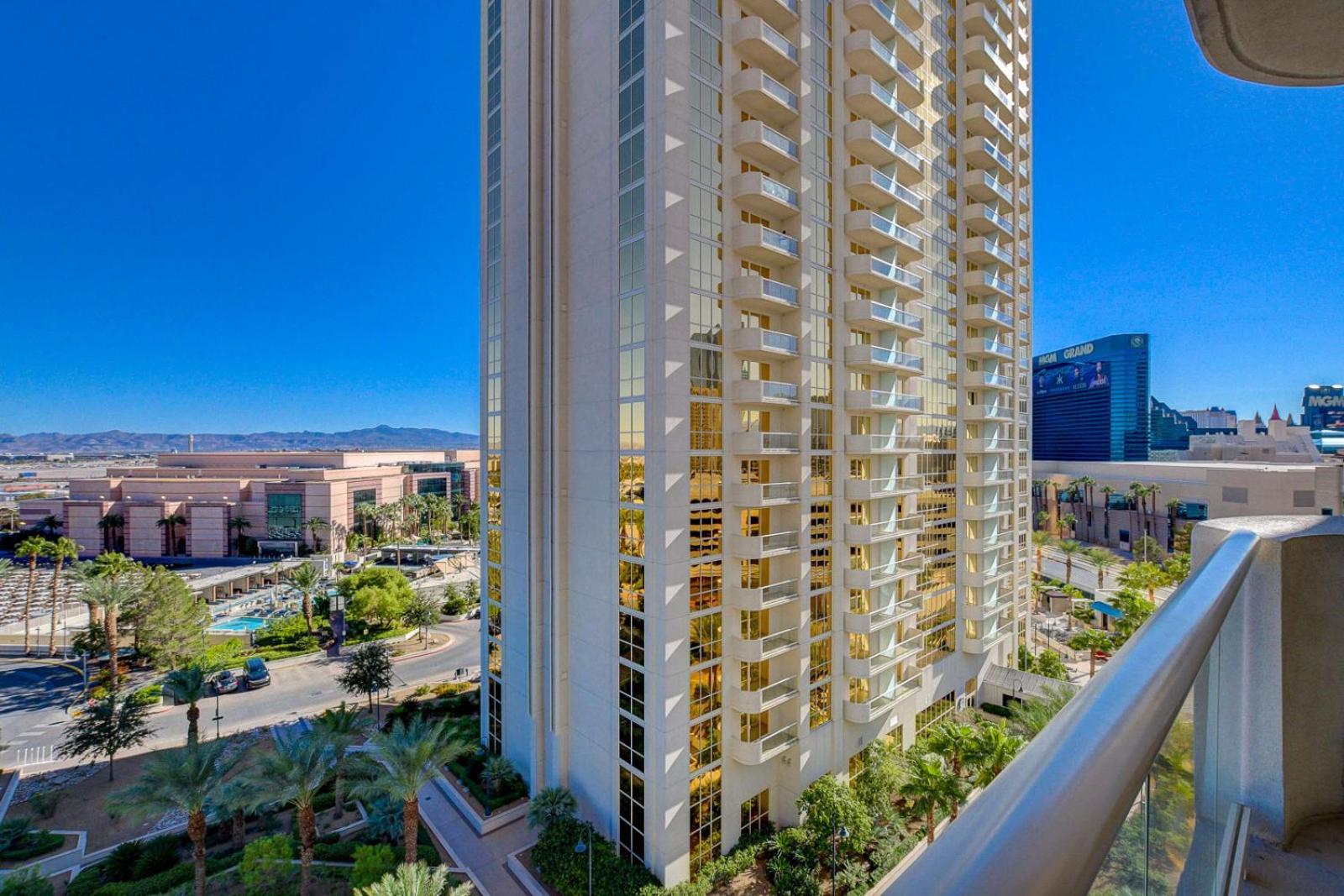 Luxe 702 Mgm Signature With Balcony 라스베이거스 외부 사진